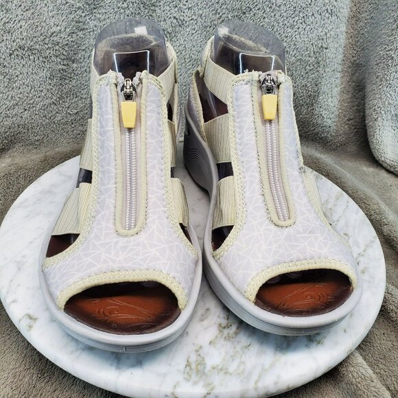 Bzees Shoes Womens Size 9 Duet Gray Sandals With Arch Support - Picture 5 of 9